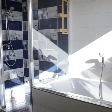 Weingut Winzerbar Lägenhet Naumburg (Saale)