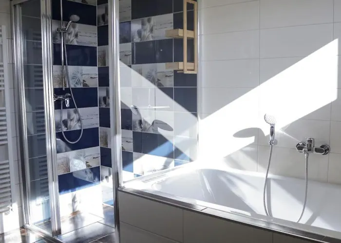 Weingut Winzerbar Lägenhet Naumburg (Saale)